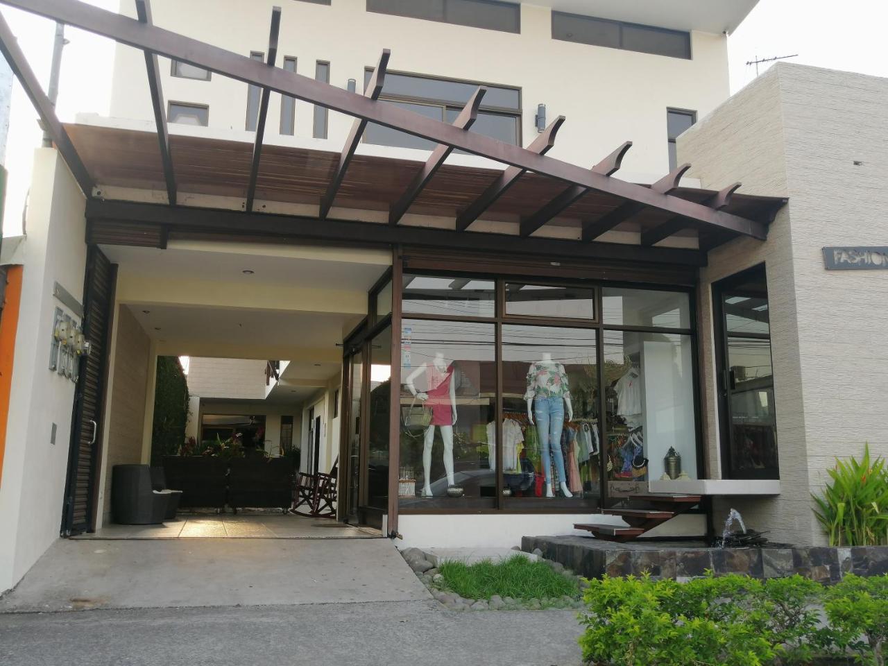 Cabinas Gosen プンタレナス エクステリア 写真